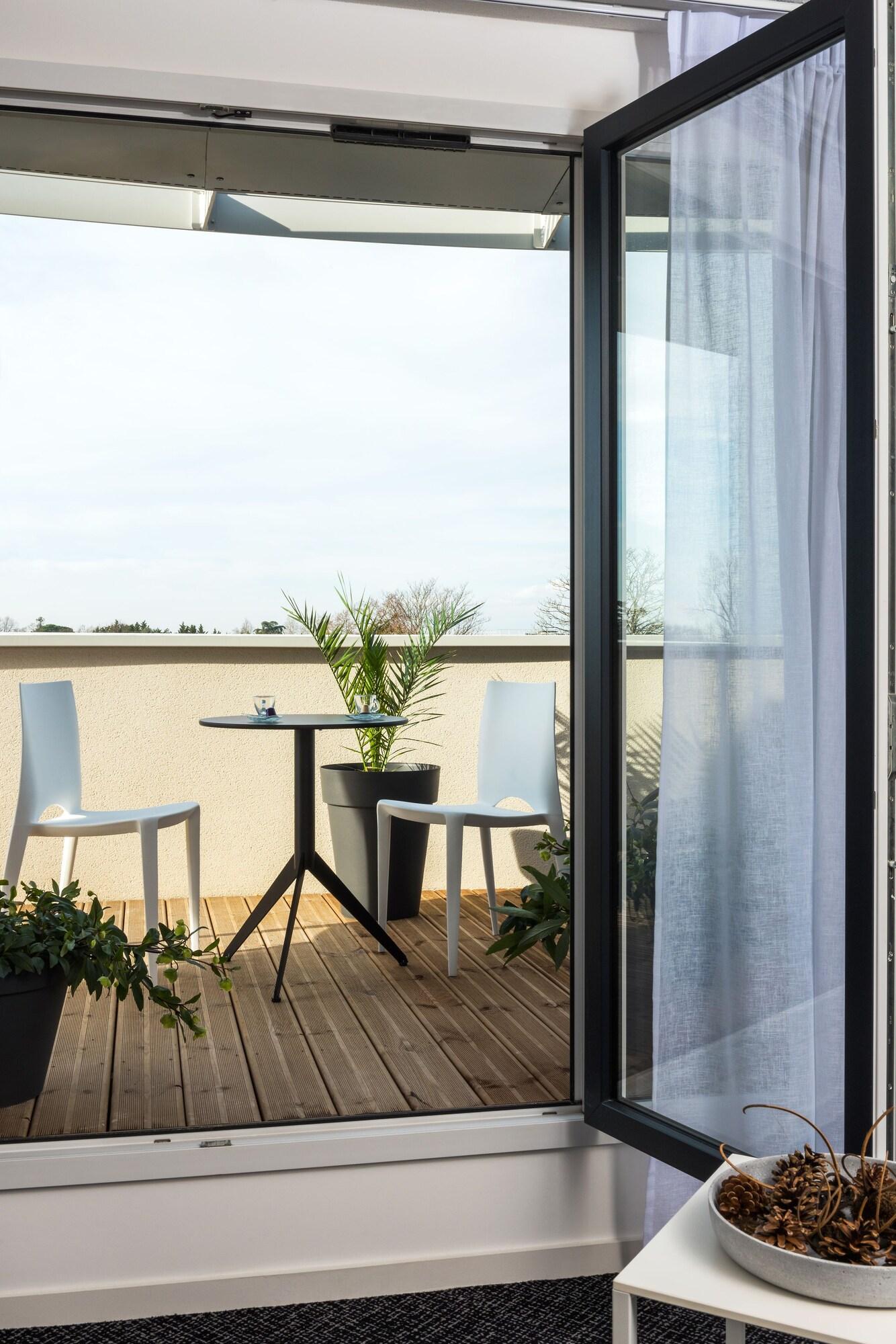 Teneo Apparthotel Talence - Espeleta Экстерьер фото